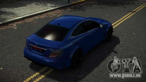 Mercedes-Benz C63 AMG Larex pour GTA 4