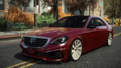 Mersedes-Benz W222 AMG