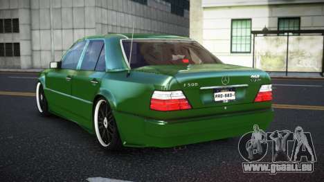 Mercedes-Benz E500 Rayric pour GTA 4