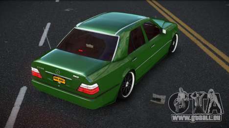 Mercedes-Benz E500 Rayric pour GTA 4