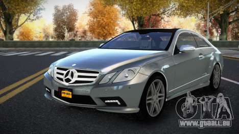 Mercedes-Benz E500 Ganexphia pour GTA 4
