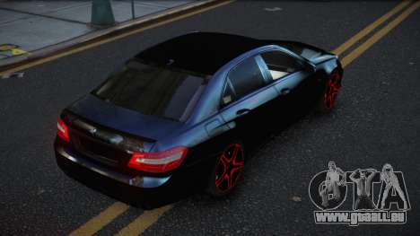Mercedes-Benz E63 AMG Lufquxis pour GTA 4