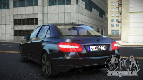 Mercedes-Benz E63 AMG Kipofil für GTA 4