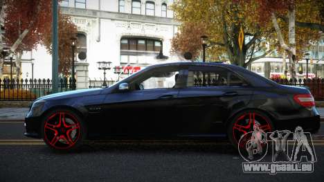 Mercedes-Benz E63 AMG Lufquxis pour GTA 4