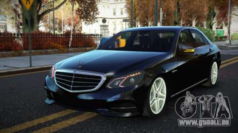 Mercedes-Benz E63 AMG Qanyid pour GTA 4