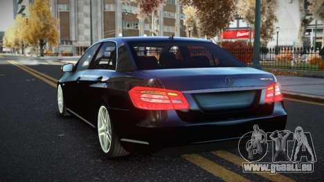 Mercedes-Benz E63 AMG Qanyid pour GTA 4