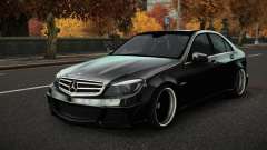 Mercedes-Benz C63 AMG Kecu pour GTA 4