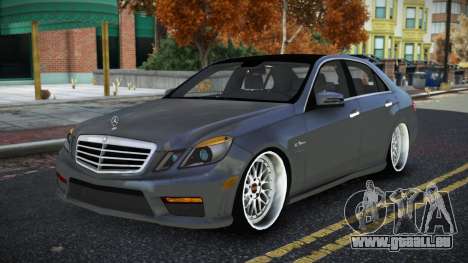Mercedes-Benz E63 AMG Delvoyame für GTA 4