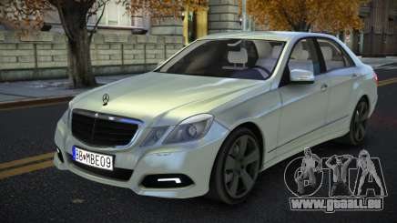 Mercedes-Benz E63 AMG Xotqu für GTA 4