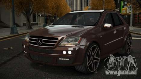 Mercedes-Benz ML63 AMG Rihjic pour GTA 4