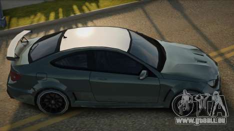 Mercedes-Benz C63 AMG Llderdan pour GTA San Andreas