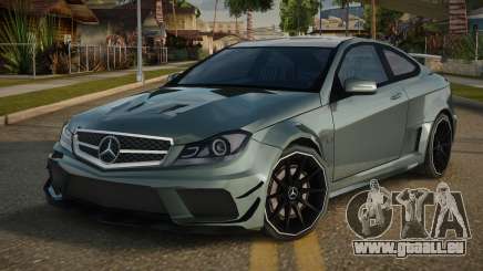 Mercedes-Benz C63 AMG Llderdan pour GTA San Andreas