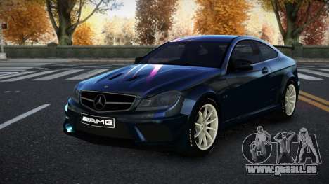 Mercedes-Benz C63 Bejukel S4 pour GTA 4