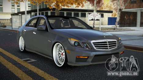 Mercedes-Benz E63 AMG Qeja pour GTA 4