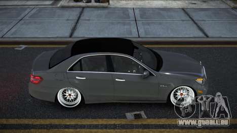 Mercedes-Benz E63 AMG Qeja pour GTA 4