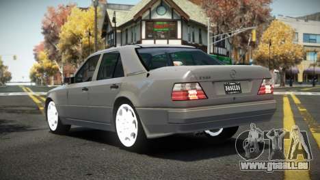 Mercedes-Benz E500 Qitunog für GTA 4