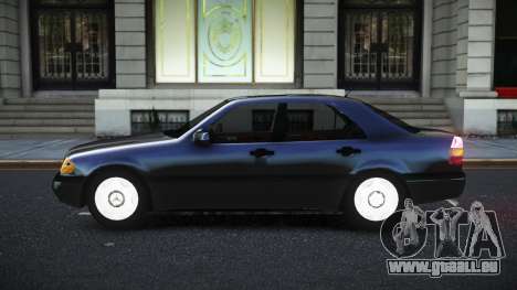 Mercedes-Benz W202 Juzvoc pour GTA 4