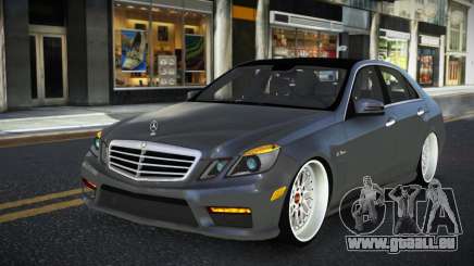 Mercedes-Benz E63 AMG Qeja für GTA 4
