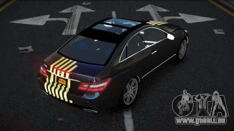 Mercedes-Benz E500 Mazorin S11 für GTA 4