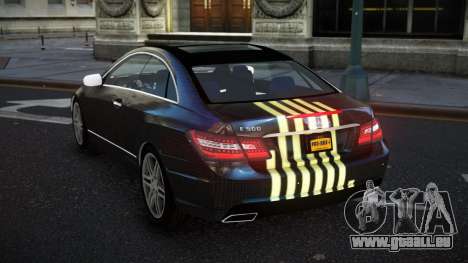Mercedes-Benz E500 Mazorin S11 für GTA 4