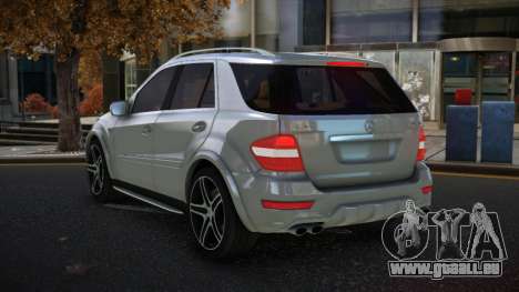 Mercedes-Benz ML63 AMG Mapihifi pour GTA 4