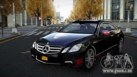 Mercedes-Benz E500 Mazorin S10 pour GTA 4