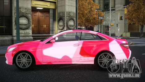 Mercedes-Benz E500 Mazorin S4 pour GTA 4