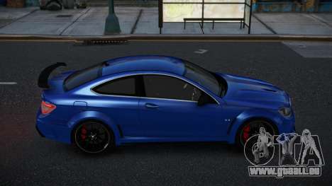 Mercedes-Benz C63 AMG Juvhoyas pour GTA 4