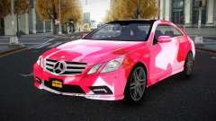 Mercedes-Benz E500 Mazorin S4 für GTA 4