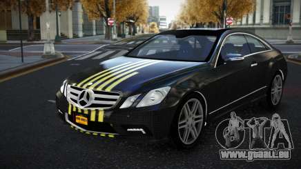 Mercedes-Benz E500 Mazorin S11 pour GTA 4