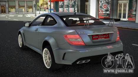 Mercedes-Benz C63 AMG Owan für GTA 4