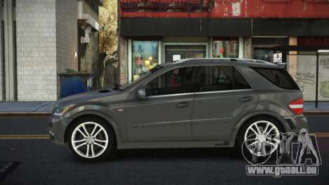 Mercedes-Benz ML63 AMG Rudbi für GTA 4
