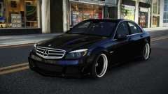 Mercedes-Benz C63 AMG Yazpocac pour GTA 4