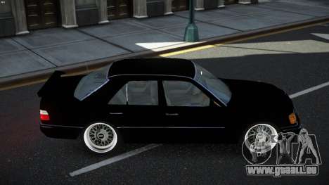 Mercedes-Benz E500 Visgeluw pour GTA 4