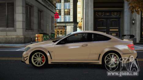 Mercedes-Benz C63 AMG Nomah pour GTA 4