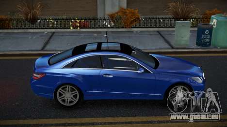 Mercedes-Benz E500 Ashah für GTA 4