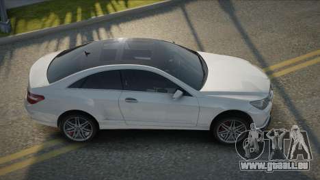 Mercedes-Benz E500 Exphia pour GTA San Andreas