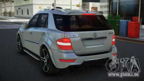 Mercedes-Benz ML63 AMG Denebuqah für GTA 4