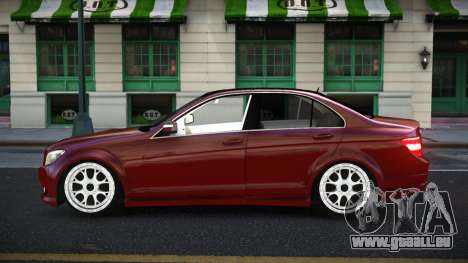 Mercedes-Benz C350 Qulaze pour GTA 4