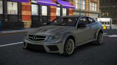 Mercedes-Benz C63 AMG Kinnoqef