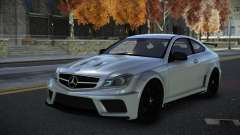 Mercedes-Benz C63 AMG Luepo pour GTA 4