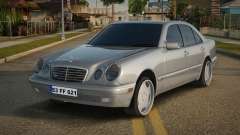 MERCEDES E220
