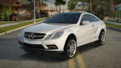 Mercedes-Benz E500 Exphia pour GTA San Andreas