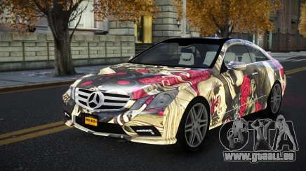 Mercedes-Benz E500 Ashah S14 pour GTA 4