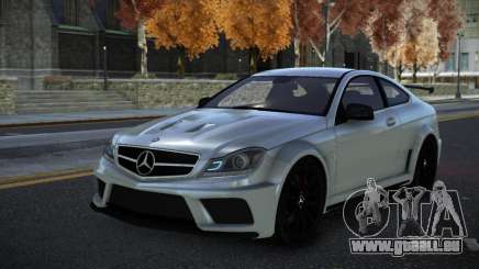 Mercedes-Benz C63 AMG Luepo pour GTA 4