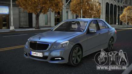 Mercedes-Benz E63 AMG Zodgeduxe pour GTA 4