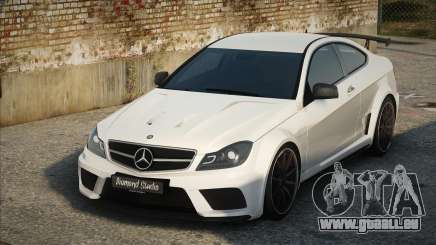Mercedes-Benz C63 AMG White pour GTA San Andreas