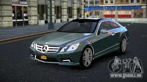 Mercedes-Benz E500 Vantora pour GTA 4