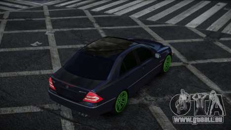 Mercedes-Benz C32 AMG Wadetut pour GTA 4