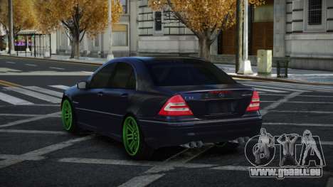 Mercedes-Benz C32 AMG Wadetut pour GTA 4